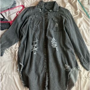 XL Loose Fit Ripped Jacket
